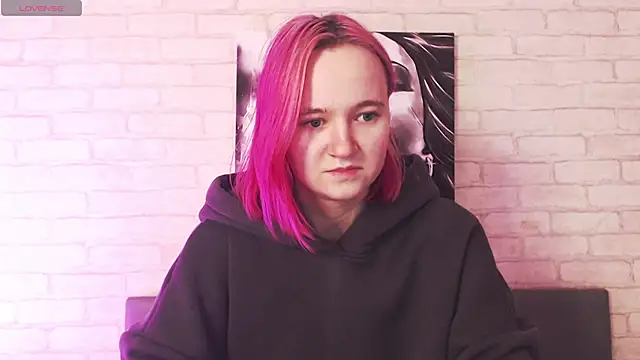 Ericha Stone online show from 09/27/25, 01:34