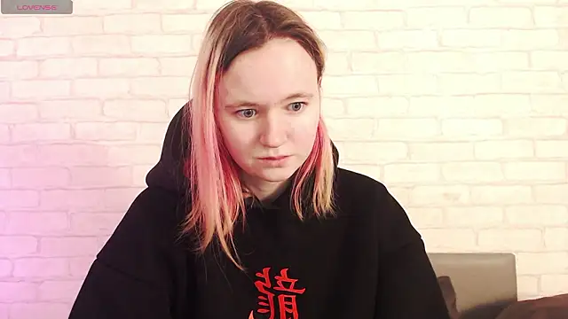 Ericha Stone online show from 03/14/26, 01:33