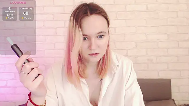 Ericha Stone online show from 04/07/26, 08:16