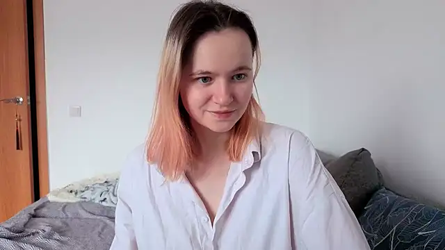 Ericha Stone online show from 05/05/26, 03:53