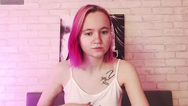 Ericha Stone online show from 10/08/25, 01:18