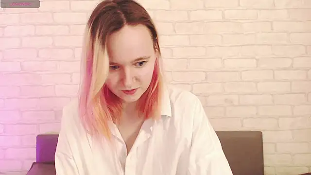 Ericha Stone online show from 03/24/26, 08:03