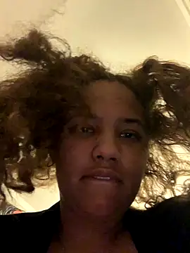 StylishEchium online show from 10/05/25, 03:36