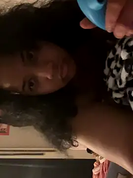 StylishEchium online show from 11/16/25, 06:45