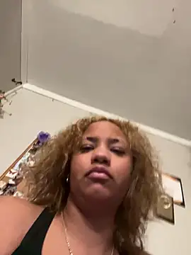 StylishEchium online show from 06/16/26, 06:02