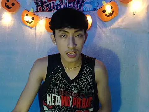 Make your ladyxx online show from 10/16/25, 08:00