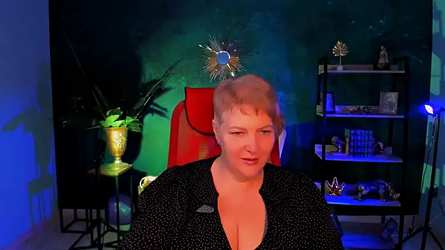 MaryMogan online show from 11/07/25, 08:41