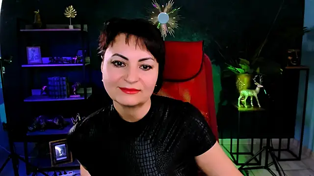 HelenBeler online show from 12/19/25, 12:40