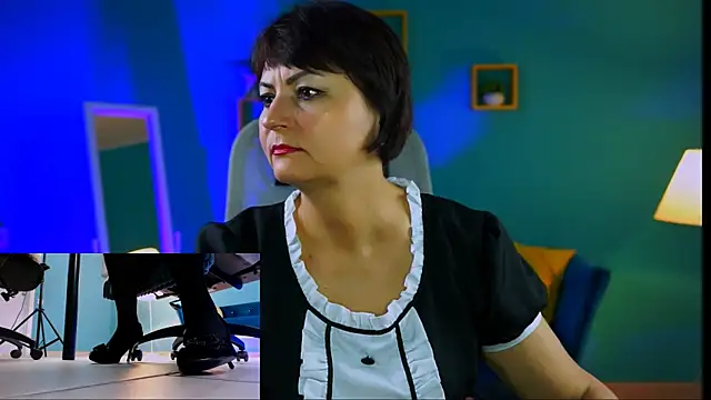 HelenBeler online show from 11/30/25, 05:30