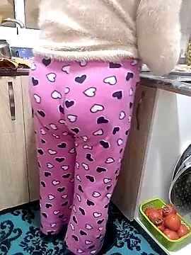 Mayamimi online show from 12/16/25, 02:43