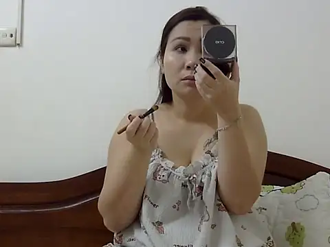 Kiko sunflower online show from 11/22/25, 05:28