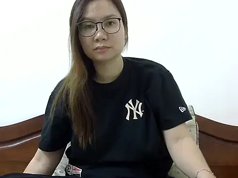 Kiko sunflower online show from 11/08/25, 03:32