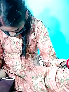 Pahadi couple online show from 11/05/25, 06:33