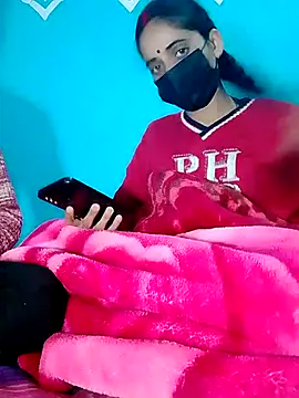 Pahadi couple online show from 11/29/25, 04:34