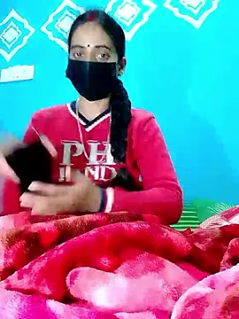 Pahadi couple online show from 11/30/25, 05:19