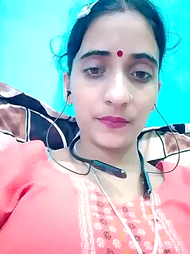 Snapshot of Pahadi_couple chatting on 10/09/25, 05:30 Pahadi couple online show from 10/09/25, 05:30