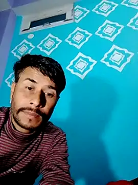 Pahadi couple online show from 11/13/25, 05:33