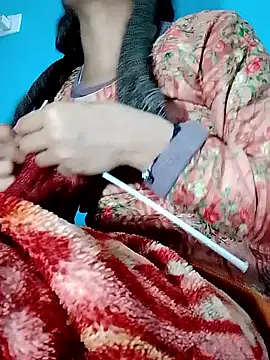 Pahadi couple online show from 10/29/25, 03:33