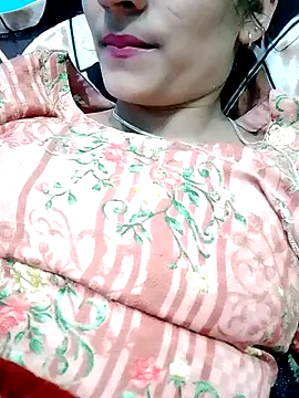 Snapshot of Pahadi_couple chatting on 10/05/25, 03:52 Pahadi couple online show from 10/05/25, 03:52