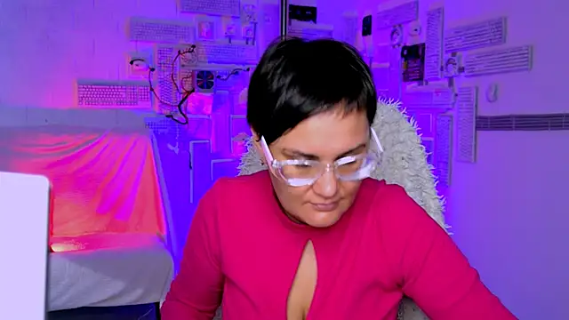 Snapshot of LauraDavidsons chatting on 02/19/26, 05:48 LauraDavidsons online show from 02/19/26, 05:48