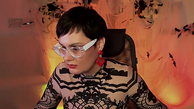 LauraDavidsons online show from 10/26/25, 06:30