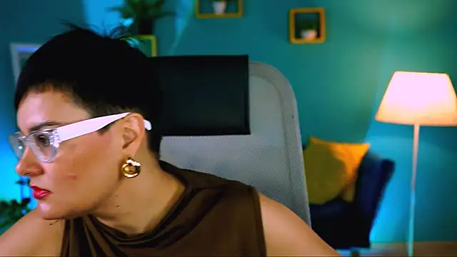 LauraDavidsons online show from 11/16/25, 06:34