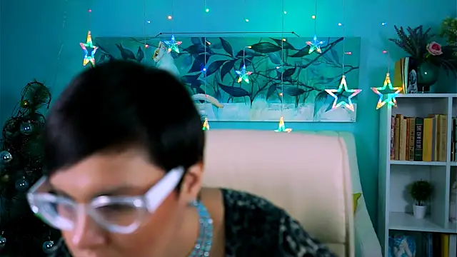 Snapshot of LauraDavidsons chatting on 01/08/26, 05:19 LauraDavidsons online show from 01/08/26, 05:19