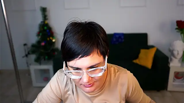 Snapshot of LauraDavidsons chatting on 01/18/26, 06:39 LauraDavidsons online show from 01/18/26, 06:39