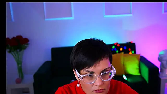 Snapshot of LauraDavidsons chatting on 02/21/26, 05:04 LauraDavidsons online show from 02/21/26, 05:04