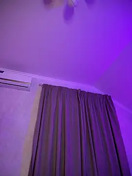 YourLittleDevil online show from 02/03/26, 06:22