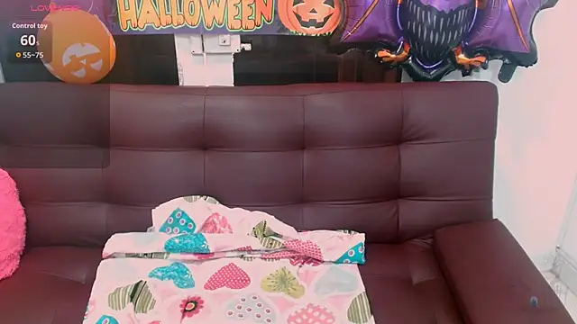 Snapshot of vanesa19_ chatting on 10/31/25, 01:19 vanesa19 online show from 10/31/25, 01:19