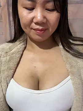 Binjt online show from 10/27/25, 11:11