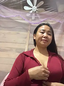 Snapshot of Binjt chatting on 02/23/26, 02:57 Binjt online show from 02/23/26, 02:57