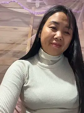 Snapshot of Binjt chatting on 02/12/26, 02:28 Binjt online show from 02/12/26, 02:28