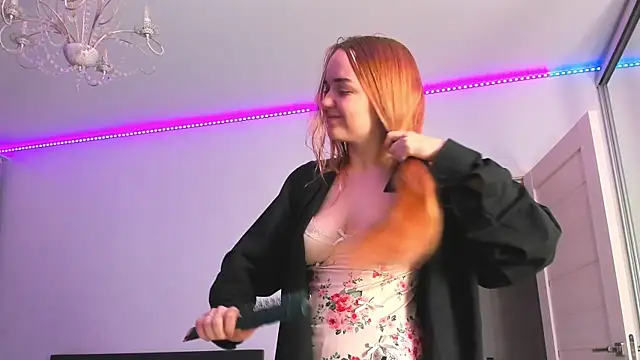 JanetShy online show from 11/22/25, 07:07