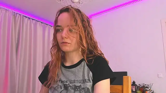 JanetShy online show from 11/21/25, 07:07