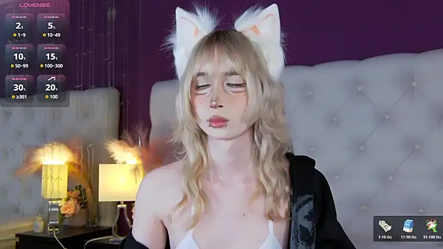Snapshot of cutetomie chatting on 07/11/26, 09:15 cutetomie online show from 07/11/26, 09:15