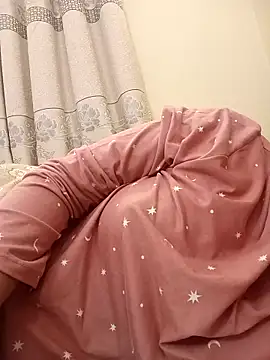 midnightmuse-03 online show from 11/30/25, 05:25