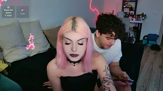 Alice18James online show from 09/14/25, 06:08