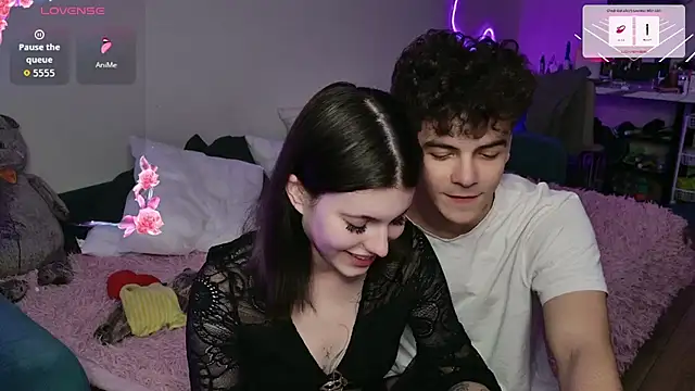 Alice18James online show from 10/07/25, 07:48