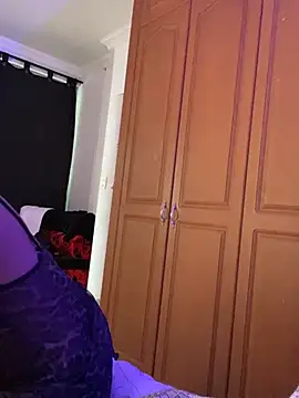 VeronicaSaenzx online show from 02/20/26, 08:00