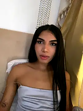 VeronicaSaenzx online show from 11/25/25, 08:42