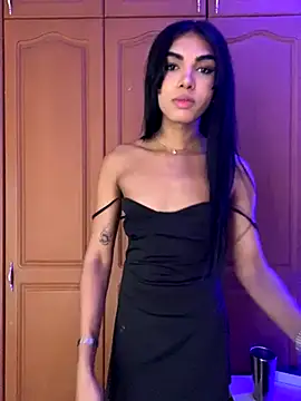 VeronicaSaenzx online show from 11/30/25, 07:03