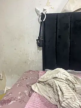 SexyPetitex25 online show from 03/10/26, 11:42