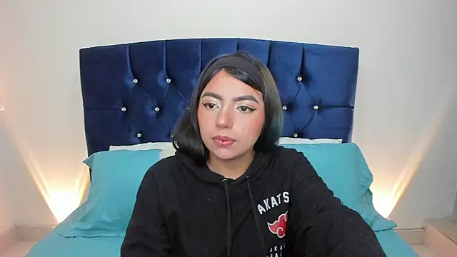 Snapshot of sammy_bunny1 chatting on 09/17/25, 03:19 sammy bunny1 online show from 09/17/25, 03:19