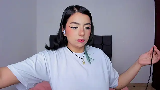 Snapshot of sammy_bunny1 chatting on 11/08/25, 09:07 sammy bunny1 online show from 11/08/25, 09:07