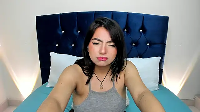 Snapshot of sammy_bunny1 chatting on 09/23/25, 04:19 sammy bunny1 online show from 09/23/25, 04:19