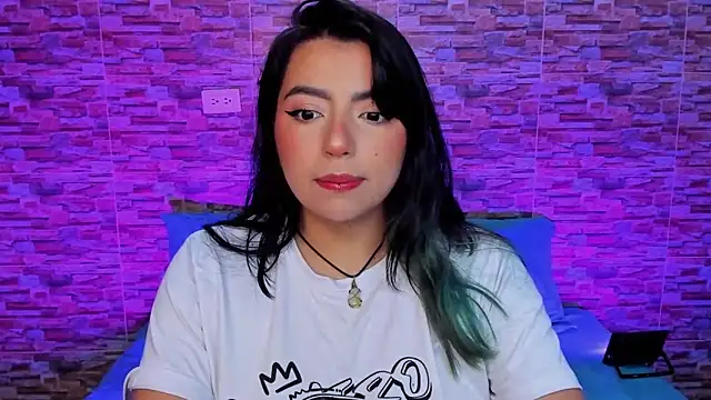 Snapshot of sammy_bunny1 chatting on 02/08/26, 01:25 sammy bunny1 online show from 02/08/26, 01:25