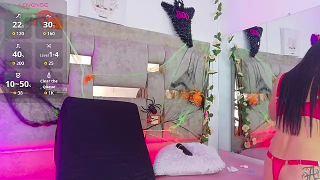 Madison 03 online show from 10/28/25, 12:44