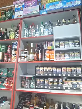 Snapshot of Fluturas2 chatting on 10/14/25, 02:17 Fluturas2 online show from 10/14/25, 02:17